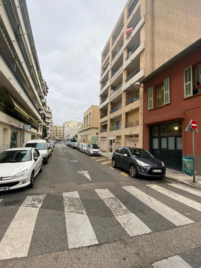 T1 Recent, 200m Plage, Clim, Internet Apartment Nice